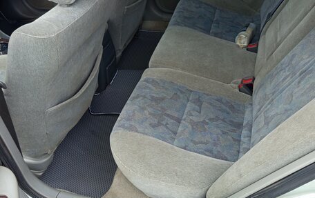 Toyota Camry, 1999 год, 550 000 рублей, 16 фотография