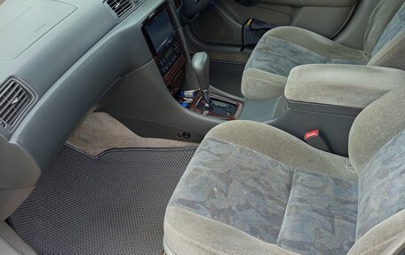 Toyota Camry, 1999 год, 550 000 рублей, 17 фотография