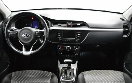 KIA Rio IV, 2018 год, 1 615 000 рублей, 14 фотография