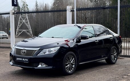 Toyota Camry, 2012 год, 1 730 000 рублей, 3 фотография