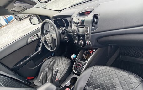 KIA Cerato III, 2010 год, 880 000 рублей, 6 фотография