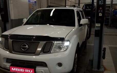 Nissan Pathfinder, 2014 год, 1 550 000 рублей, 1 фотография