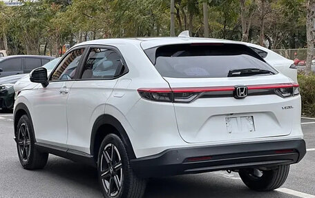 Honda Vezel, 2022 год, 1 510 000 рублей, 5 фотография