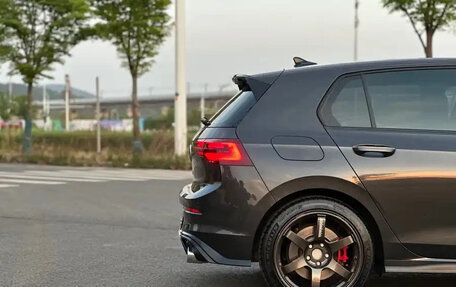 Volkswagen Golf GTI, 2022 год, 2 525 000 рублей, 10 фотография