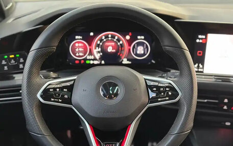 Volkswagen Golf GTI, 2022 год, 2 525 000 рублей, 19 фотография