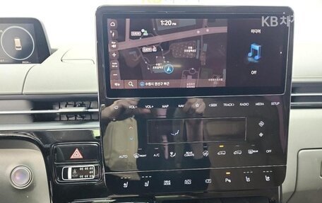 Hyundai Staria, 2022 год, 3 830 000 рублей, 10 фотография