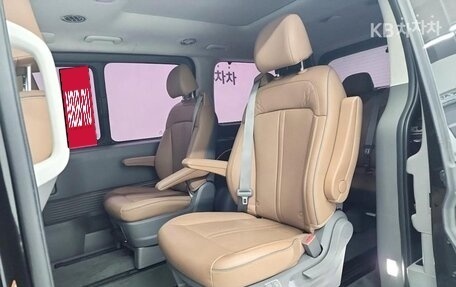 Hyundai Staria, 2022 год, 3 830 000 рублей, 12 фотография
