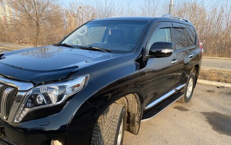 Toyota Land Cruiser Prado 150 рестайлинг 2, 2015 год, 3 499 000 рублей, 10 фотография