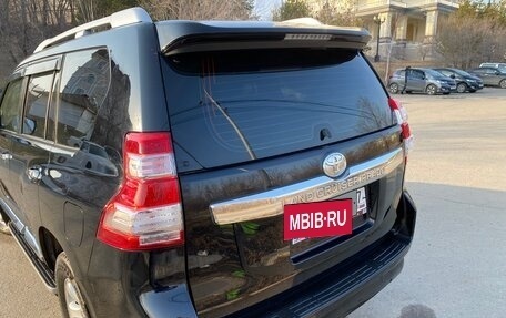 Toyota Land Cruiser Prado 150 рестайлинг 2, 2015 год, 3 499 000 рублей, 6 фотография