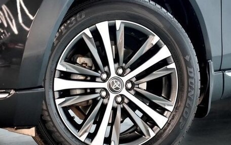 Toyota Venza, 2022 год, 3 100 000 рублей, 9 фотография