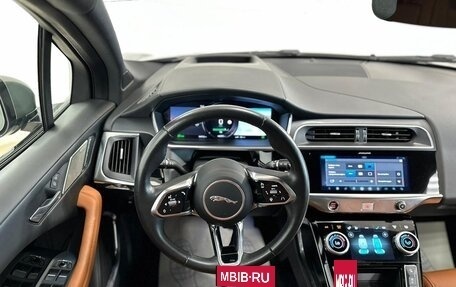 Jaguar I-Pace I, 2020 год, 3 990 000 рублей, 8 фотография
