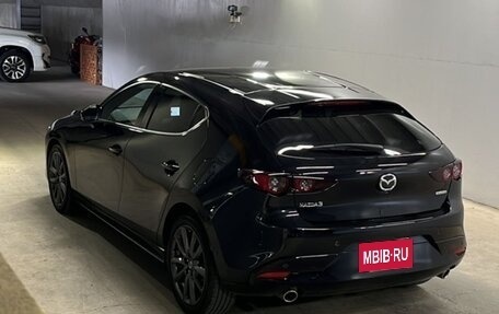 Mazda 3, 2021 год, 1 200 000 рублей, 3 фотография