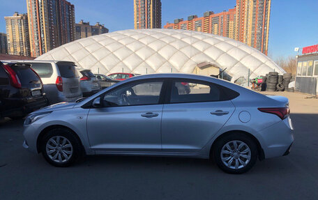 Hyundai Solaris II рестайлинг, 2018 год, 1 100 000 рублей, 2 фотография