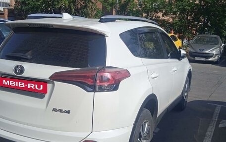 Toyota RAV4, 2017 год, 2 150 000 рублей, 2 фотография