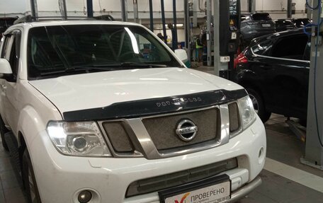 Nissan Pathfinder, 2014 год, 1 550 000 рублей, 2 фотография