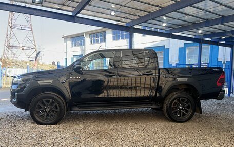 Toyota Hilux VIII, 2021 год, 4 799 000 рублей, 2 фотография