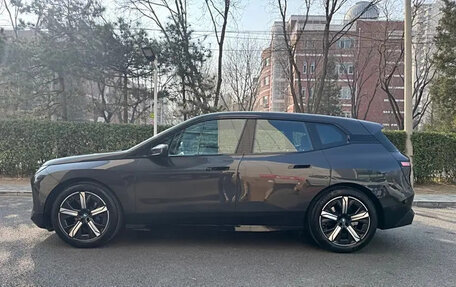 BMW iX, 2023 год, 3 фотография