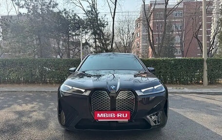 BMW iX, 2023 год, 2 фотография