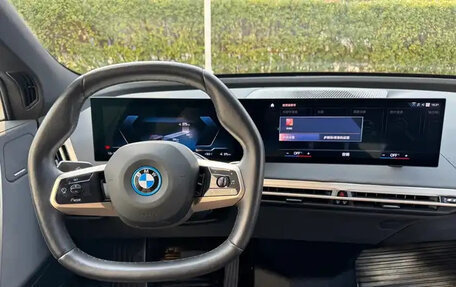BMW iX, 2023 год, 8 фотография