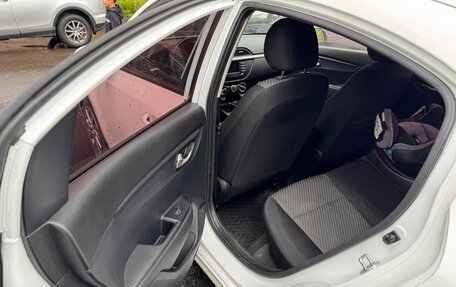 KIA Rio IV, 2018 год, 1 390 000 рублей, 4 фотография