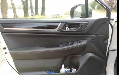 Subaru Outback IV рестайлинг, 2019 год, 2 720 000 рублей, 24 фотография