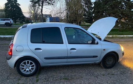 Renault Clio III, 2002 год, 320 000 рублей, 2 фотография