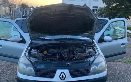 Renault Clio III, 2002 год, 320 000 рублей, 7 фотография