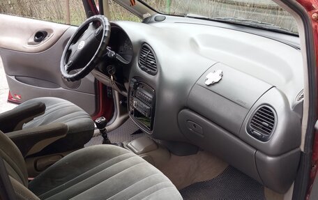 Volkswagen Sharan I рестайлинг, 1998 год, 330 000 рублей, 4 фотография