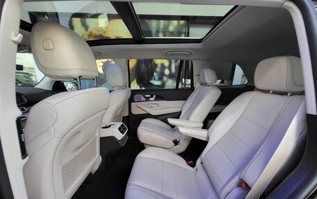 Mercedes-Benz GLS, 2023 год, 18 900 000 рублей, 13 фотография