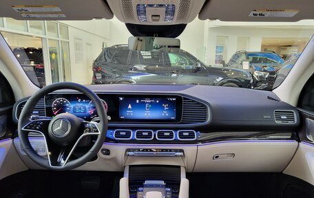 Mercedes-Benz GLS, 2023 год, 18 900 000 рублей, 16 фотография