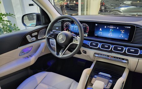 Mercedes-Benz GLS, 2023 год, 18 900 000 рублей, 18 фотография