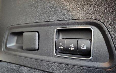 Mercedes-Benz GLS, 2023 год, 18 900 000 рублей, 28 фотография