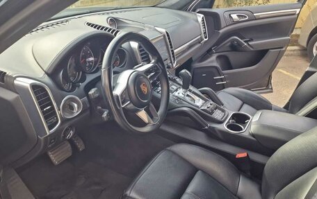 Porsche Cayenne III, 2016 год, 4 000 000 рублей, 15 фотография