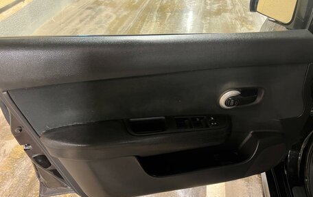Nissan Tiida, 2010 год, 550 000 рублей, 6 фотография