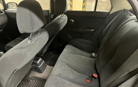 Nissan Tiida, 2010 год, 550 000 рублей, 9 фотография