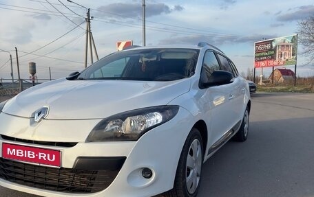Renault Megane III, 2011 год, 785 000 рублей, 1 фотография