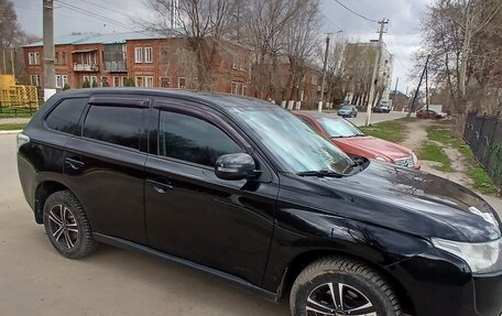 Mitsubishi Outlander III рестайлинг 3, 2012 год, 1 225 000 рублей, 6 фотография