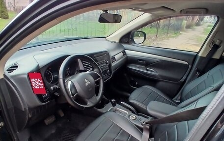 Mitsubishi Outlander III рестайлинг 3, 2012 год, 1 225 000 рублей, 4 фотография