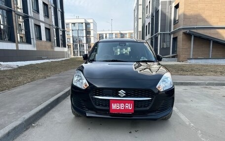 Suzuki Swift V, 2021 год, 1 550 000 рублей, 1 фотография