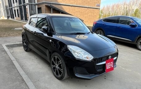Suzuki Swift V, 2021 год, 1 550 000 рублей, 2 фотография