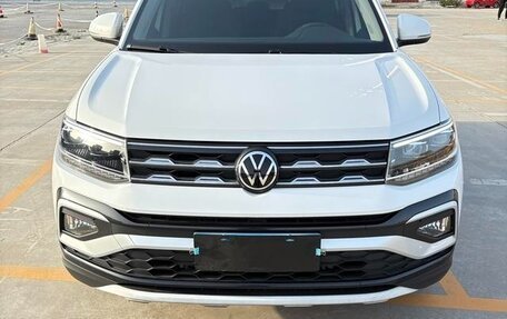 Volkswagen T-Cross I, 2022 год, 1 300 200 рублей, 3 фотография