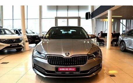 Skoda Superb III рестайлинг, 2025 год, 3 958 000 рублей, 8 фотография