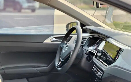 Volkswagen Polo, 2021 год, 1 380 000 рублей, 10 фотография