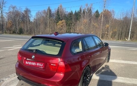 BMW 3 серия, 2010 год, 1 500 000 рублей, 3 фотография