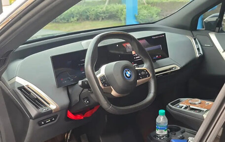 BMW iX, 2022 год, 8 фотография