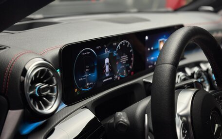 Mercedes-Benz CLA AMG, 2021 год, 5 300 000 рублей, 17 фотография