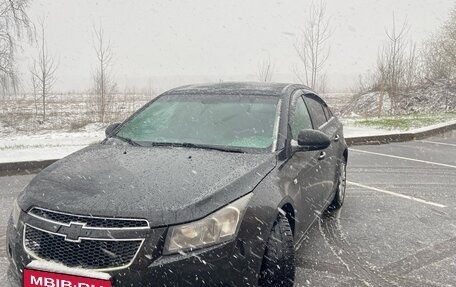 Chevrolet Cruze II, 2011 год, 527 000 рублей, 2 фотография