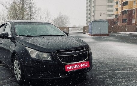 Chevrolet Cruze II, 2011 год, 527 000 рублей, 3 фотография