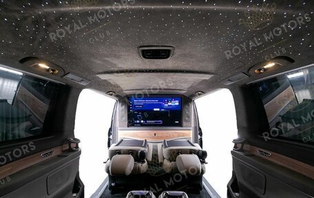 Mercedes-Benz V-Класс, 2024 год, 23 300 000 рублей, 17 фотография