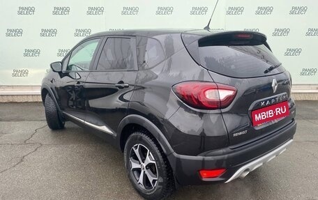 Renault Kaptur I рестайлинг, 2019 год, 1 450 000 рублей, 6 фотография